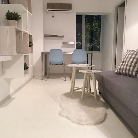 Superb Apartment In Center Bucharest Exterior photo